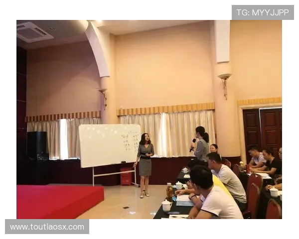 对话吴芳:回顾羽毛球生涯中的挑战与成就分享