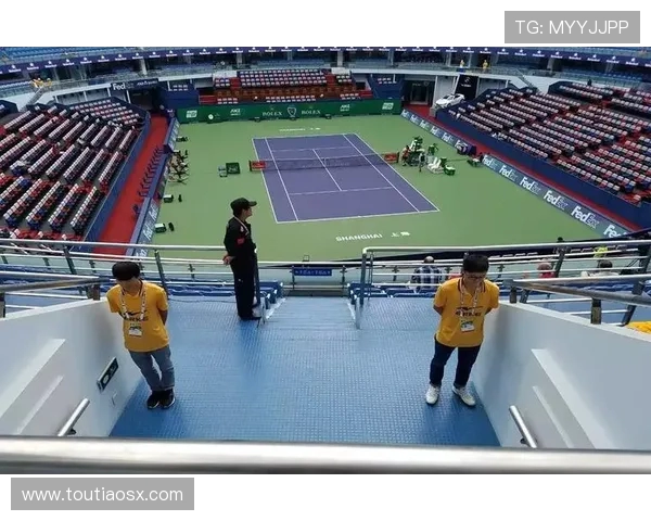 成都网球队与上海网球队赛后复盘团队协作的成功与不足分析