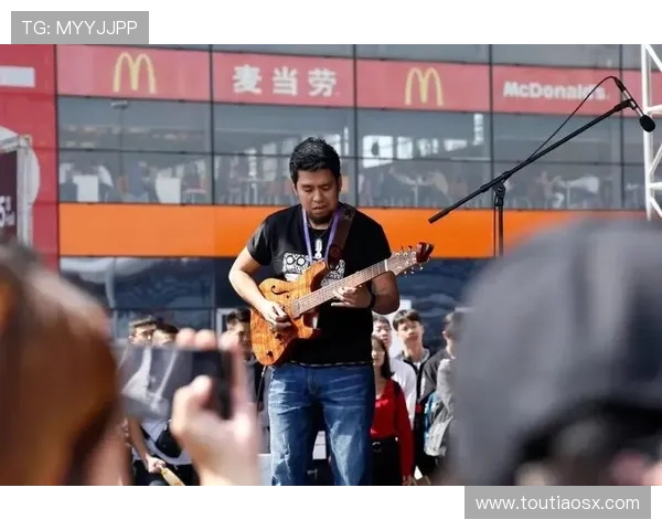 2014至2015赛季湖人队的辉煌与挑战全景回顾