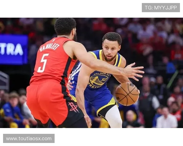 季后赛精彩对决勇士与火箭的全场录像回放及精彩瞬间解析