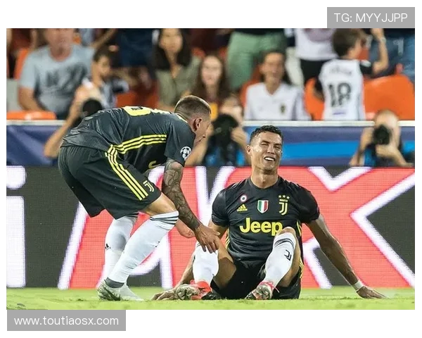 巴塞罗那与尤文图斯次回合较量前瞻精彩对决引发球迷热议