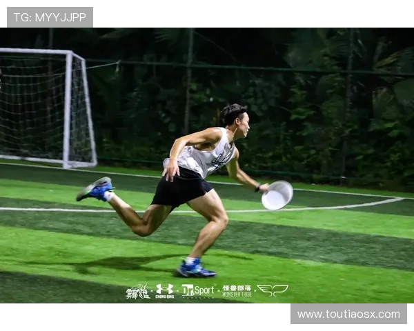 重庆飞盘队在世界街舞大赛中的心理素质表现分析与点评 重庆飞盘队在世界街舞大赛中的心理素质表现分析与点评