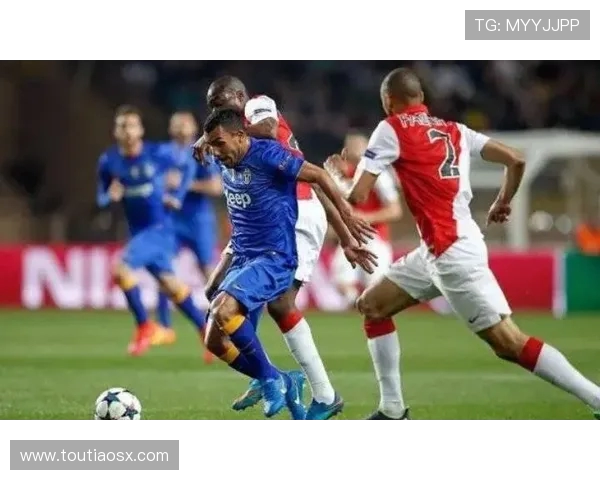 阿苏尔与拿加沙的对决揭示了足球战术与团队精神的较量 阿苏尔与拿加沙的对决揭示了足球战术与团队精神的较量