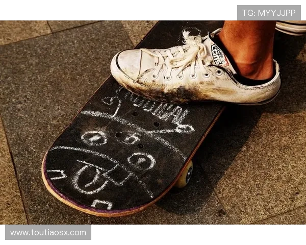 武汉滑板队的中路突破之路：深度解析滑板文化与团队精神的结合