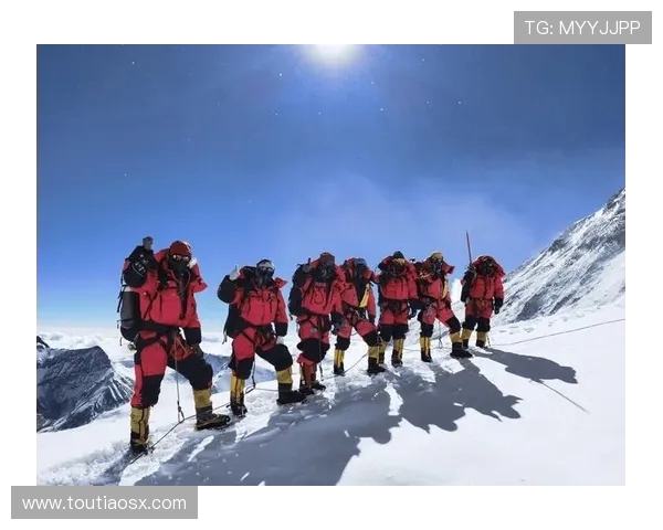 深圳攀岩队聚焦意识提升与团队精神的探索之旅